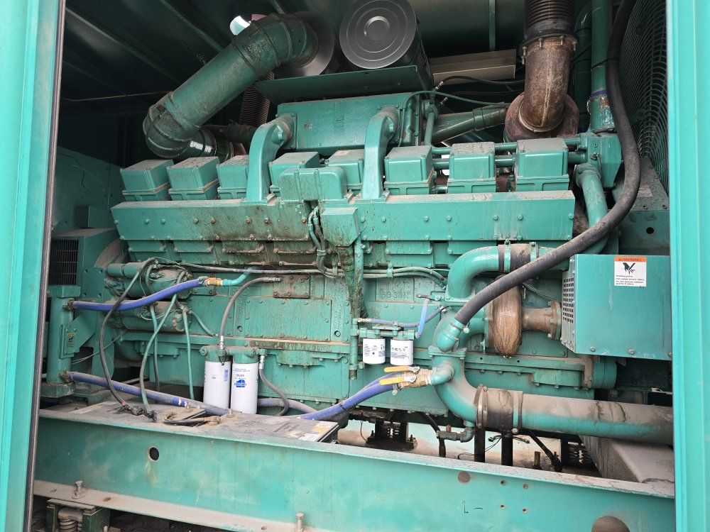 Main image 6