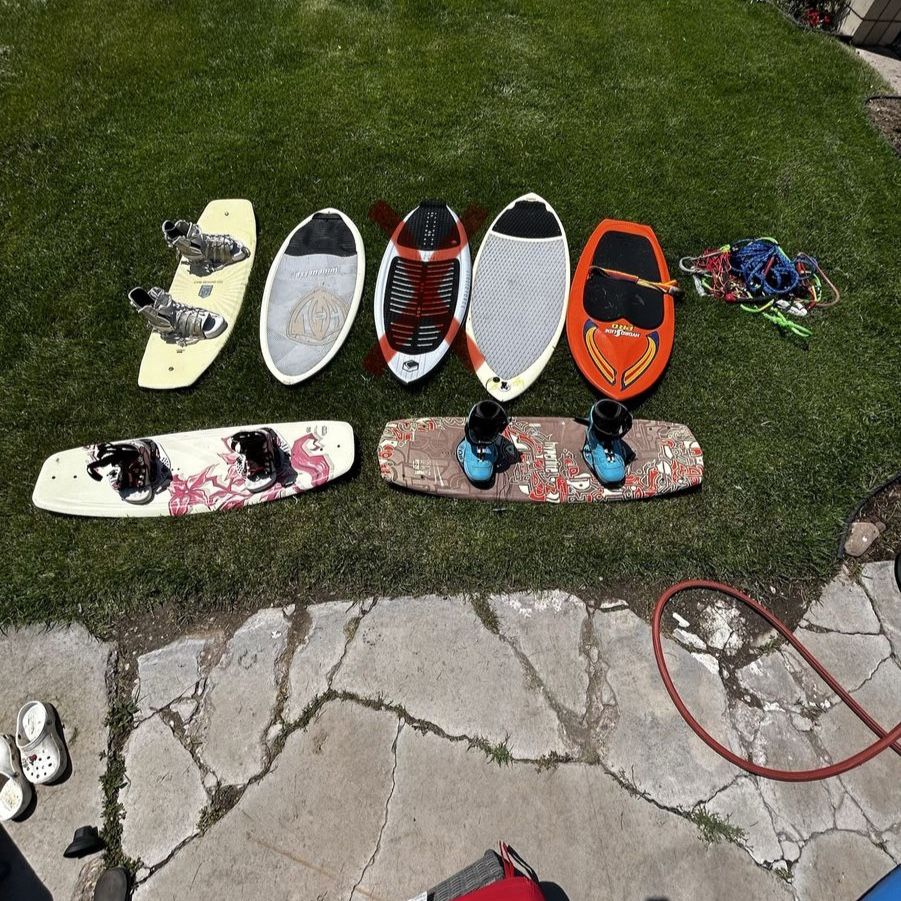 Wakeboards+Surfboards+Ropes