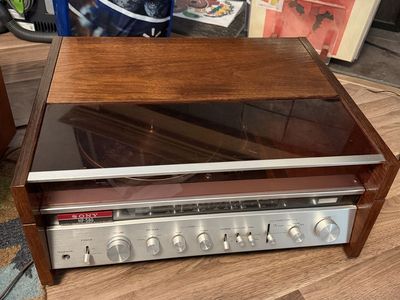 Sony HP-580 Vintage Stereo Receiver Amplifier with Built-in Turntable - with service manual