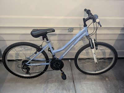 Roadmaster Granite Peak Girls 24" Mountain Bike