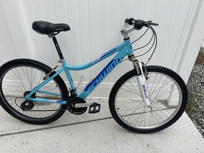 26’’ Schwinn Ranger Aluminum bike, good shape