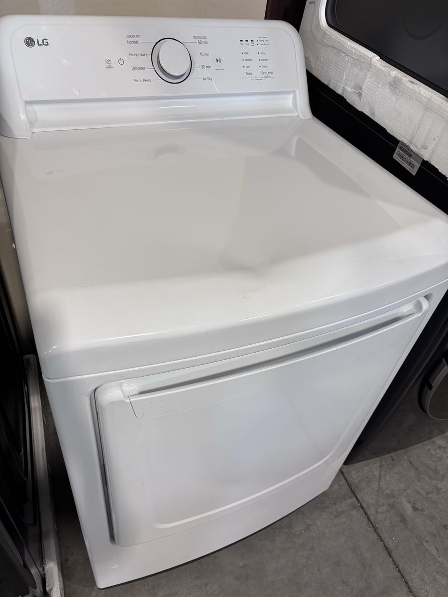 New LG Gas dryer