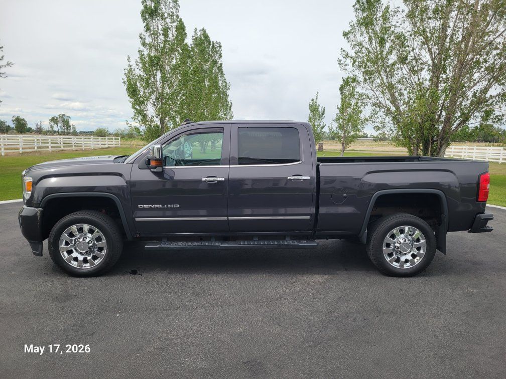2016 GMC 2500 Denali