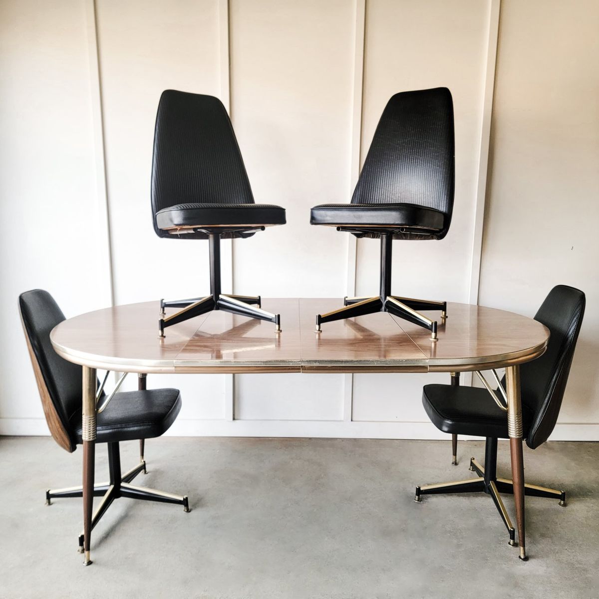 *FREE DELIVERY* Vintage 1960's MCM Dining Set!