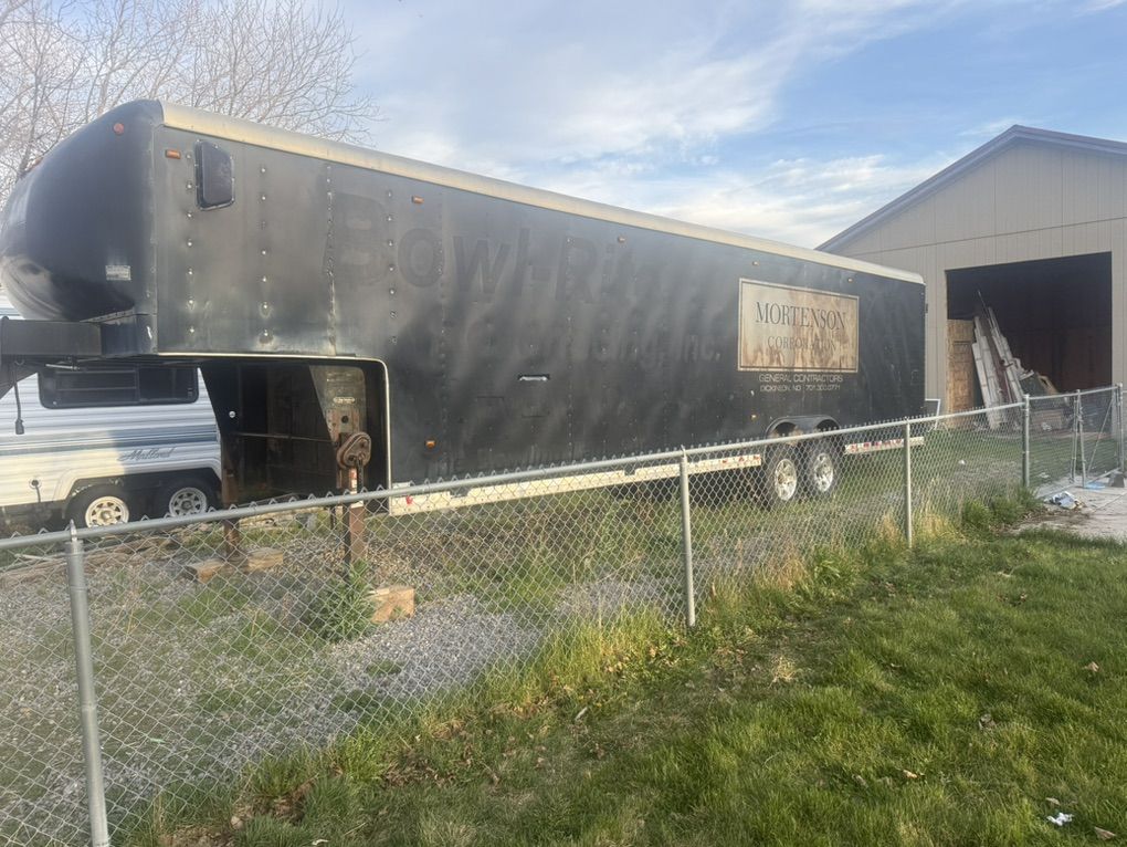 1997 Wells Cargo Enclosed Trailer