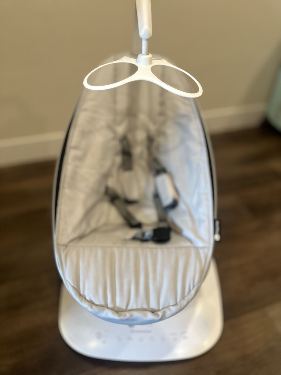 Main image 6