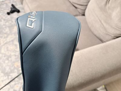 TaylorMade Qi4D Driver, 9.0° Loft, Right Handed with Headcover - Used Excellent Condition. 2 X stiff shafts