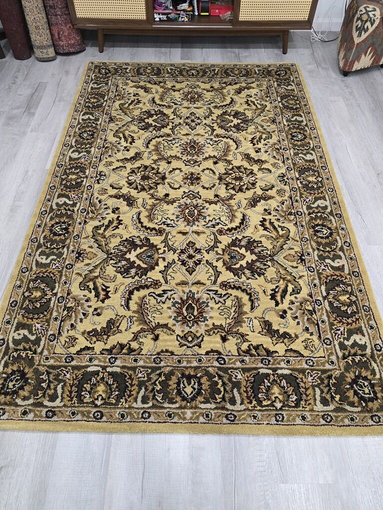 8x5 New Hand Tufted Wool Rug