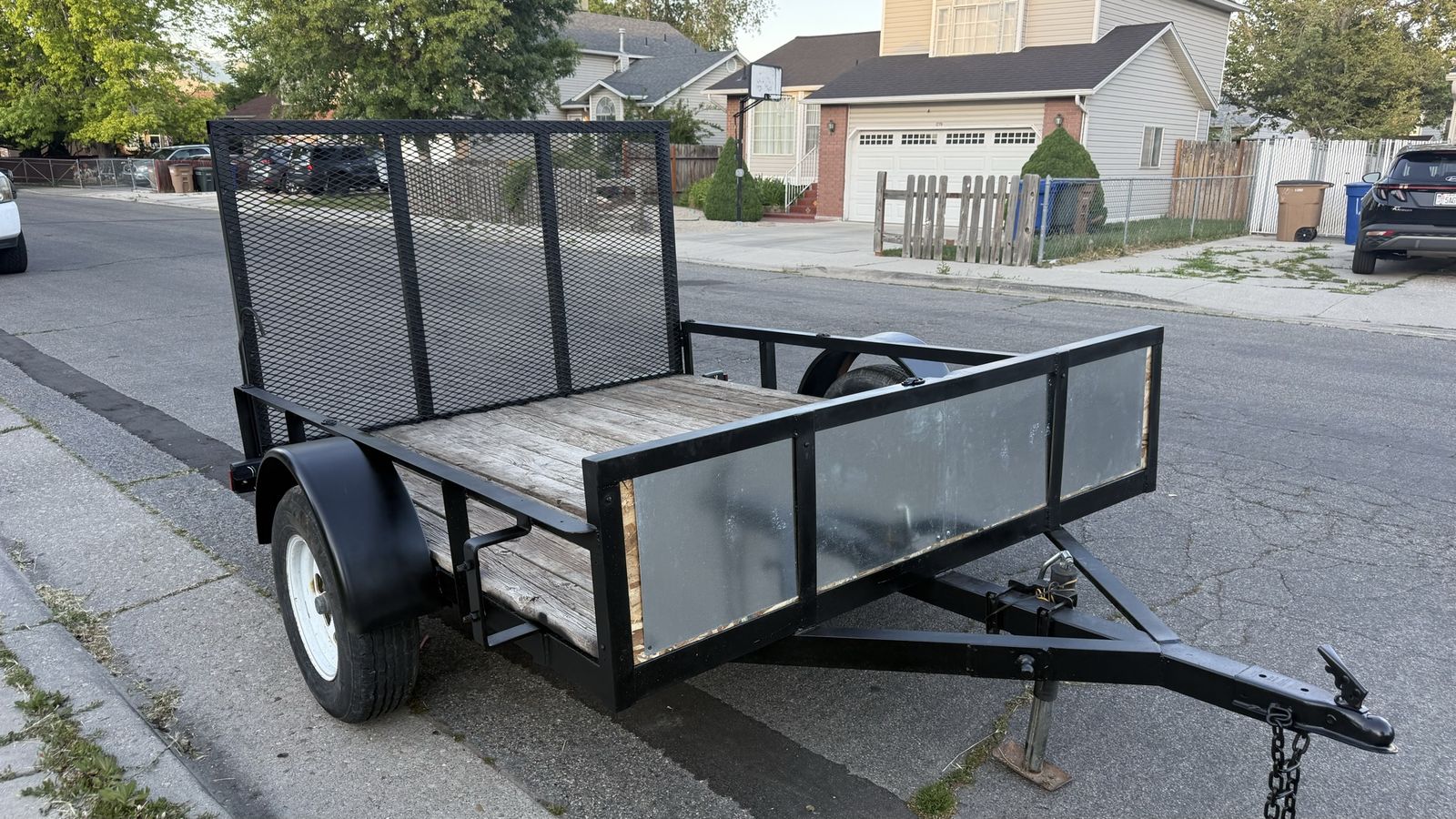 Utility Trailer           ( 7’ X 8’ )