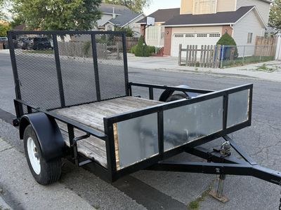 Utility Trailer ( 7’ X 8’ )