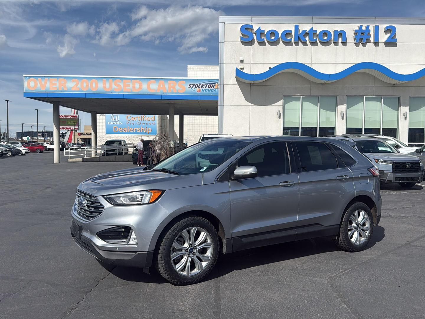 2022 Ford Edge Titanium