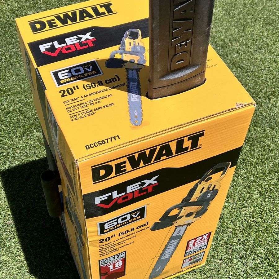 Dewalt 20” Chainsaw DCCS677Y1 Flexvolt New