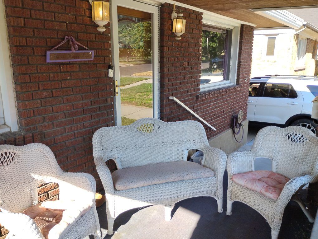 White Wicker Loveseat 2 Chairs Outdoor Patio Set Porch Bench with Cushion