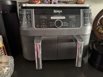 Ninja Foodi DualZone 2-Basket Air Fryer with Smart Finish Technology