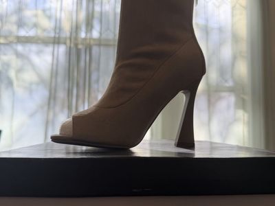 Qupid Lovesome 07 Slate Khaki Suede PU Heels Womens Size 8 Brand New