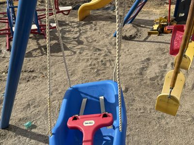 Baby swing
