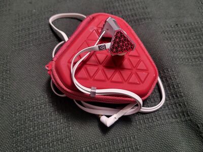 Lady Gaga - Heartbeats by Dre