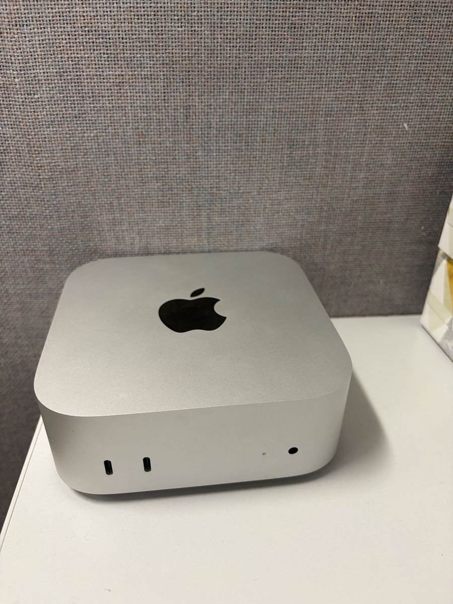 Apple Mac Mini Desktop Computer - M4 Chip, 10-Core CPU & GPU, 16GB RAM, 256GB SSD, Silver