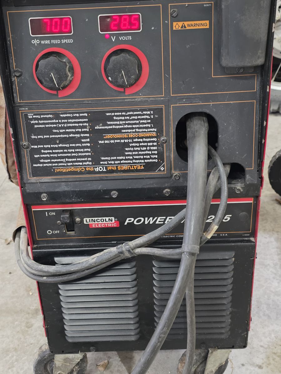 Lincoln Power Mig 255