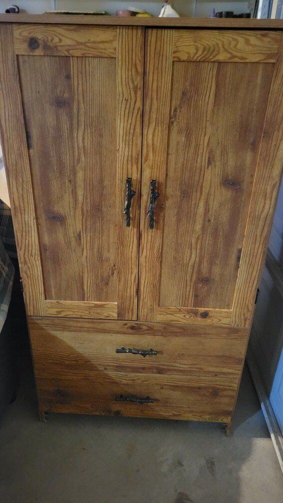 Armoire