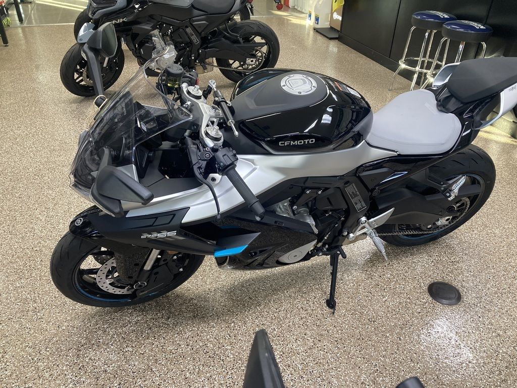 2026 CFMOTO 675SS