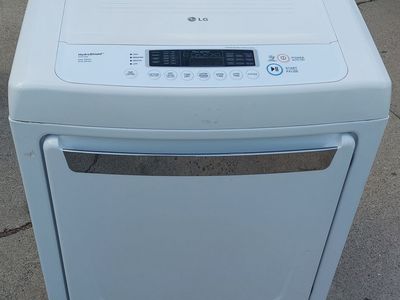 LG Electric Dryer DLE1101W Works Great