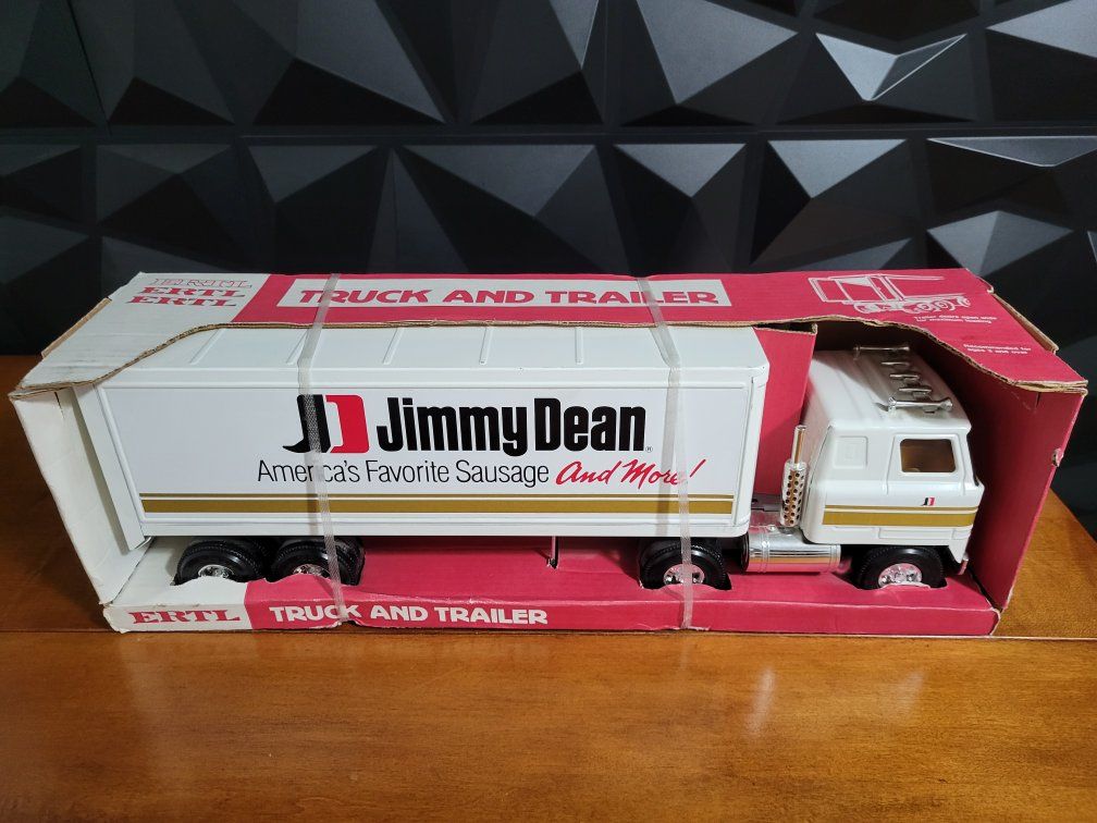 Vintage ERTL Jimmy Dean Truck and Trailer with Original Box 1990. Excellent Conditions!