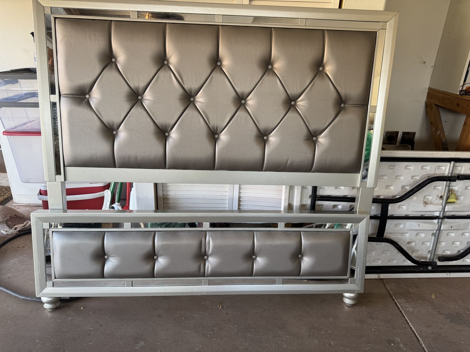 Beautiful gray and mirrored bedroom set