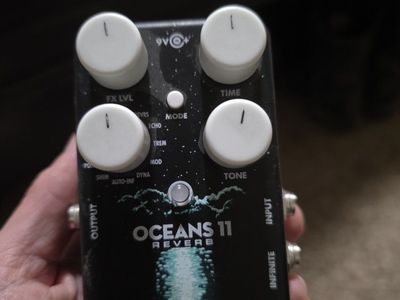 Electro Harmonix Oceans 11