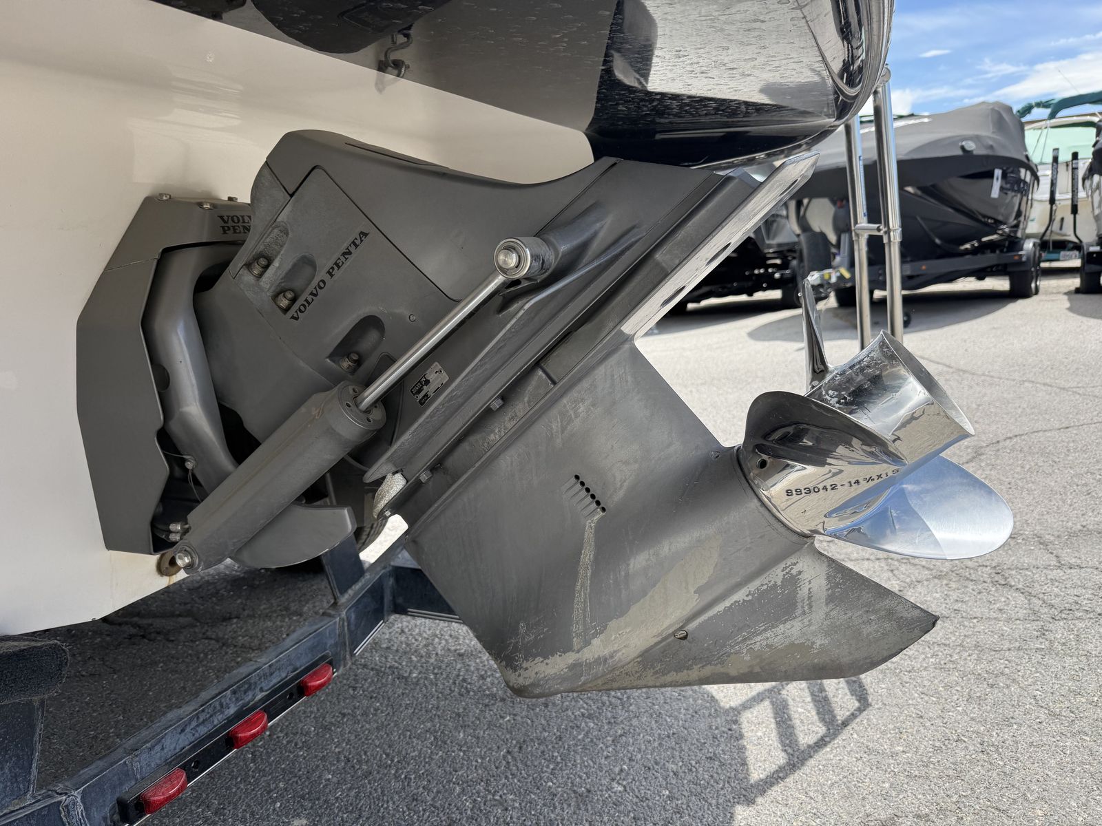 Main image 6