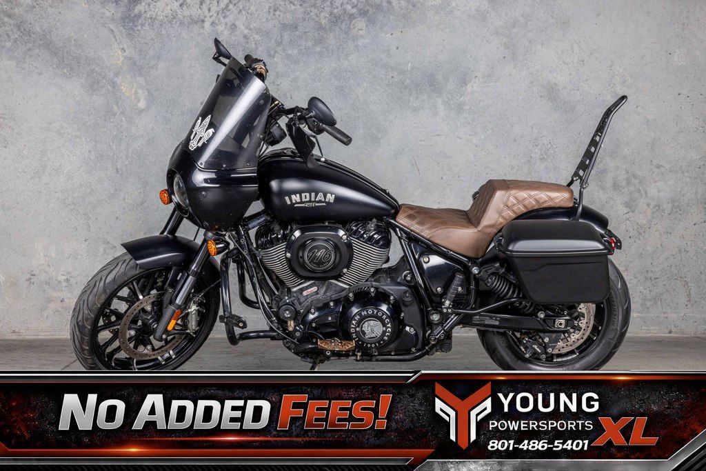 2024 Indian Motorcycle® Sport Chief Black Smoke