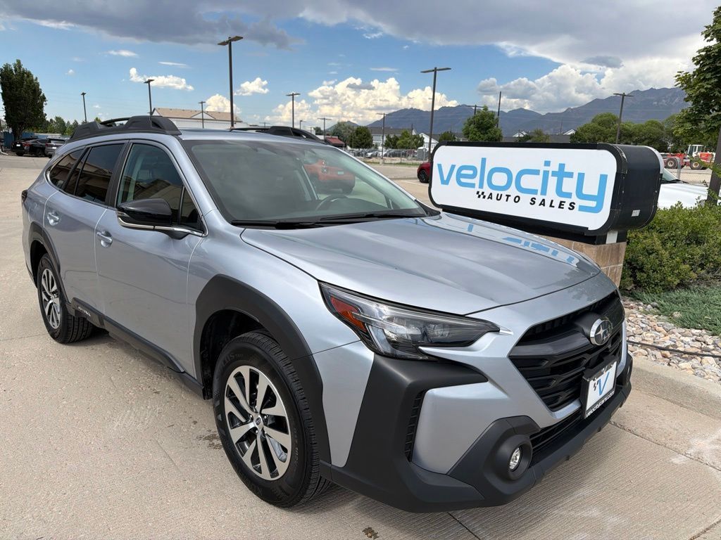 2025 Subaru Outback Premium