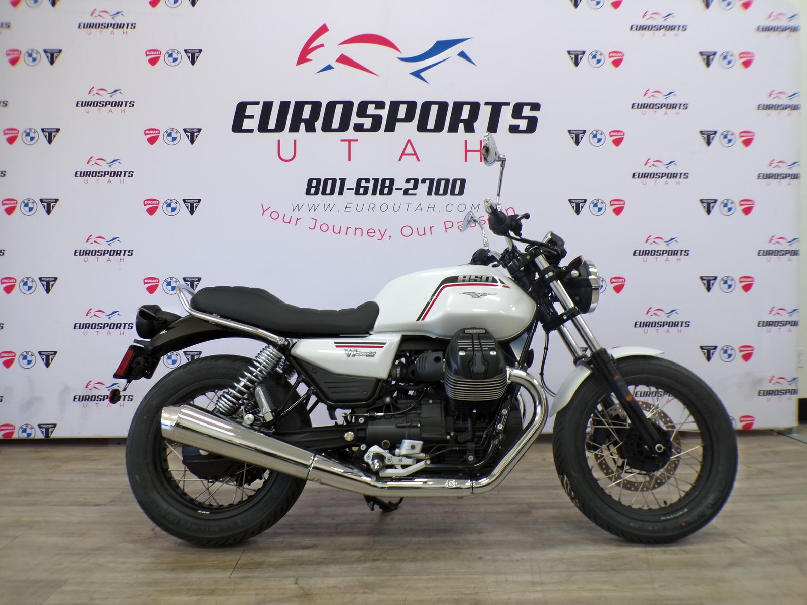 2026 Moto Guzzi V7 Special