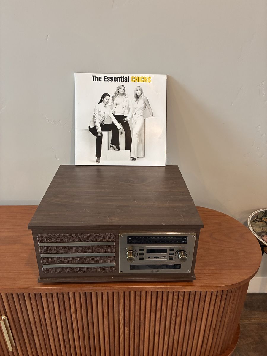 The Essential Chicks double vinyl LP compilation