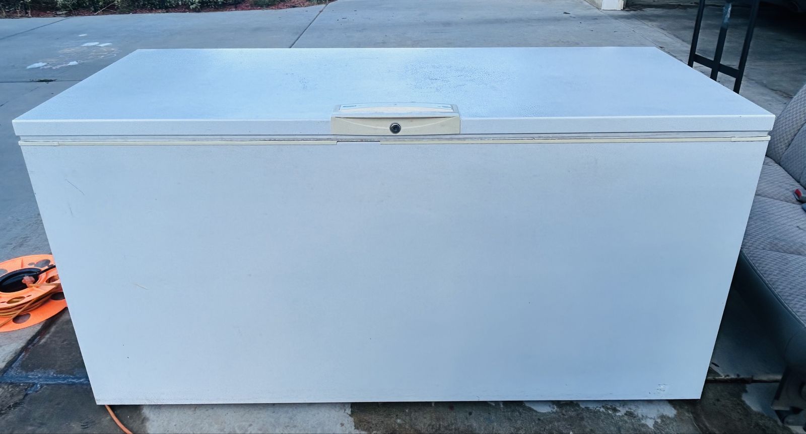 23 cubic foot chest freezer