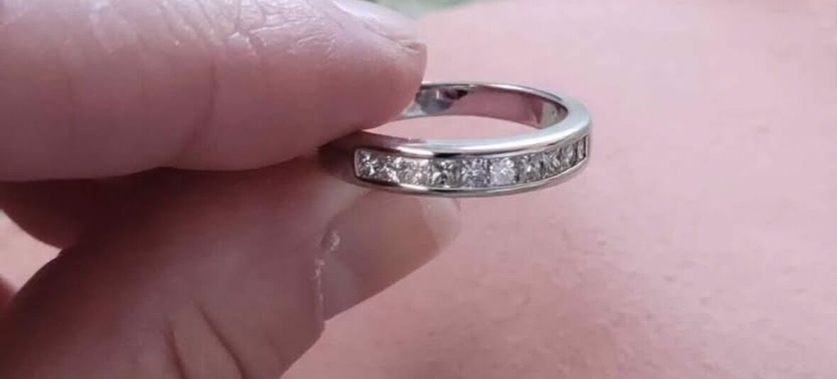 Engagement ring/band