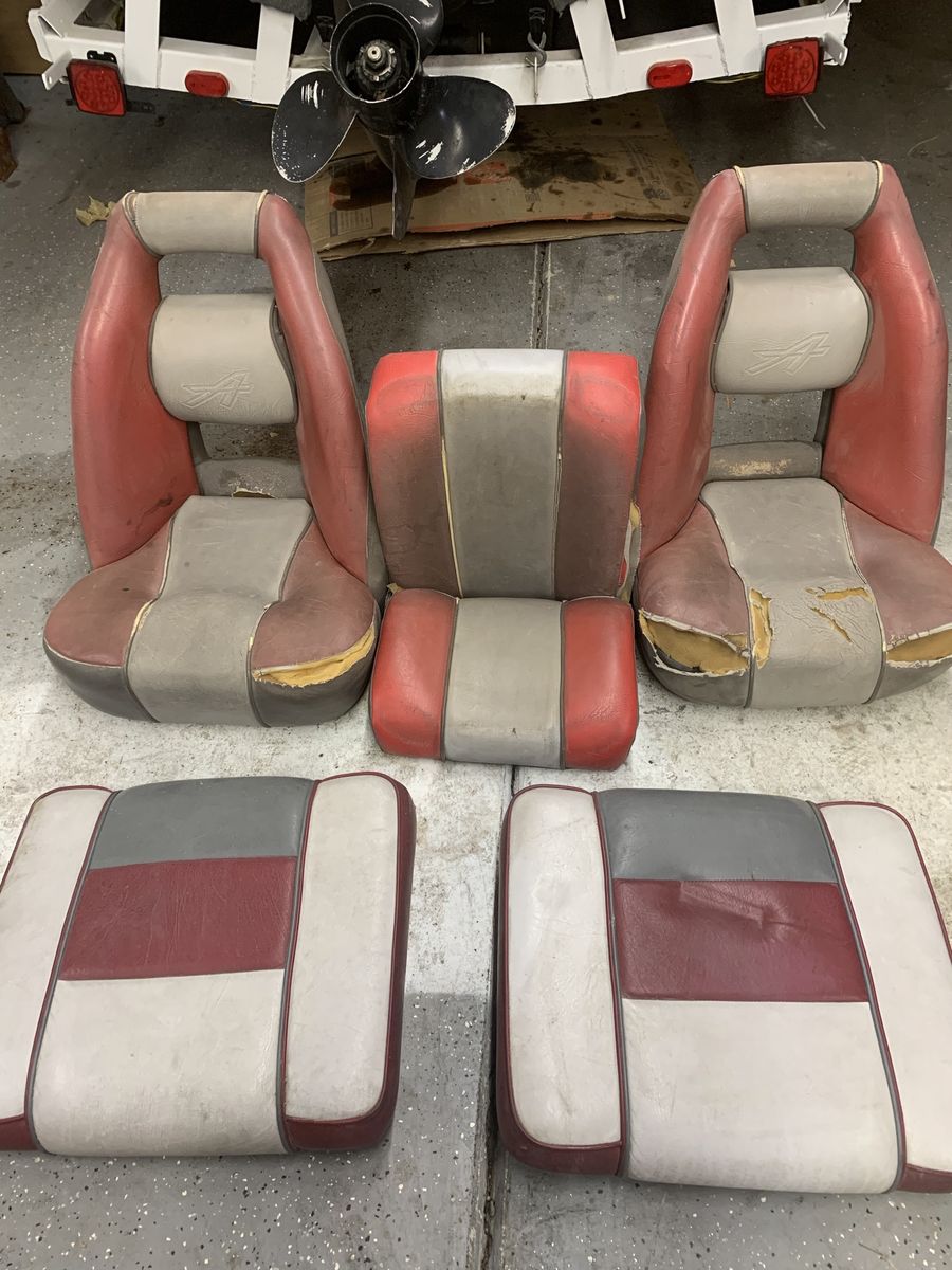 Boat seats