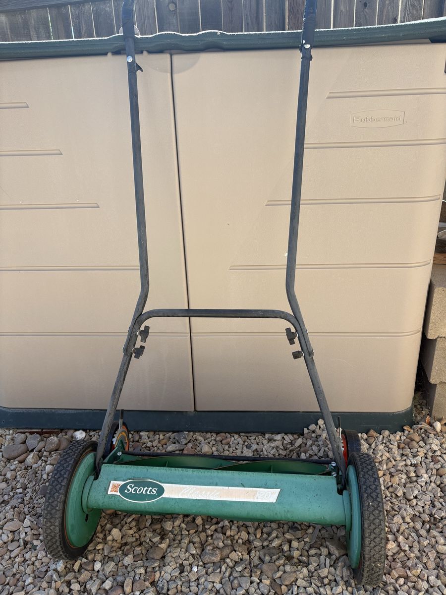 Scotts Classic 20” Push Reel Lawn Mower - Manual Grass Cutter for a Pristine Lawn