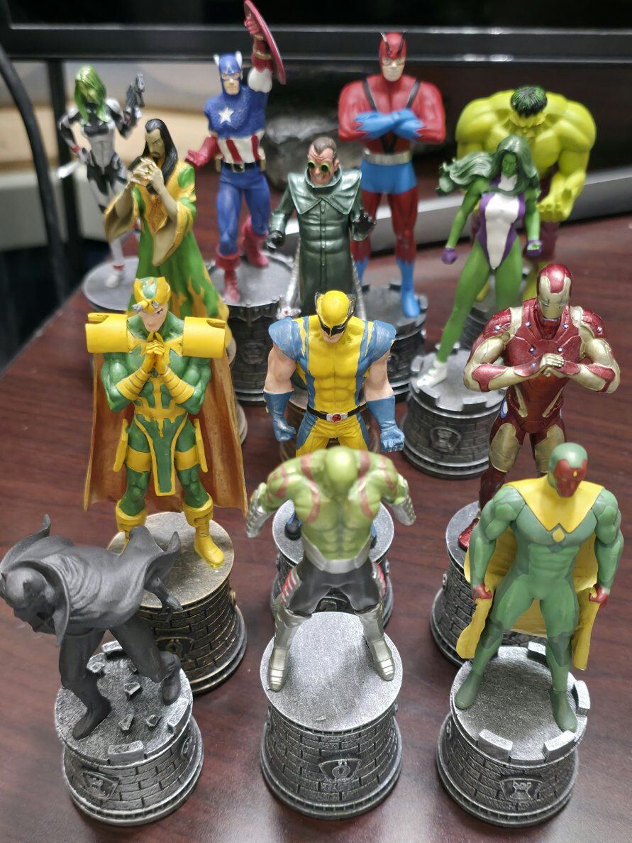 Marvel Chess Collection pieces