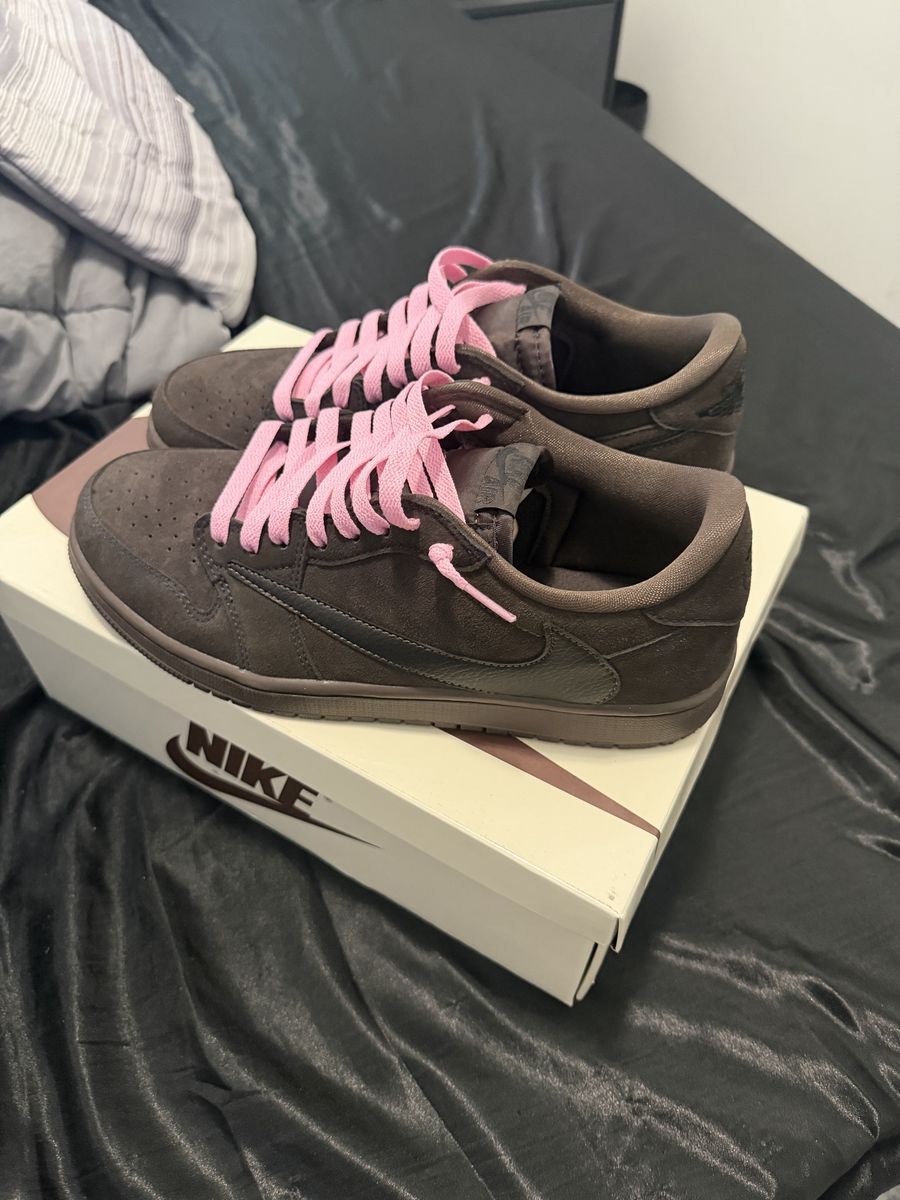 Jordan 1 low Travis Scott velvet brown size 10 men