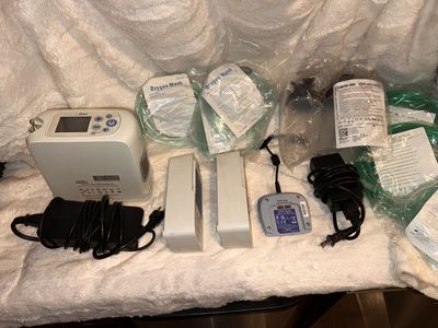 Inogen One G3 Portable Oxygen Concentrator System with 2 Batteries & Charger - Complete Kit