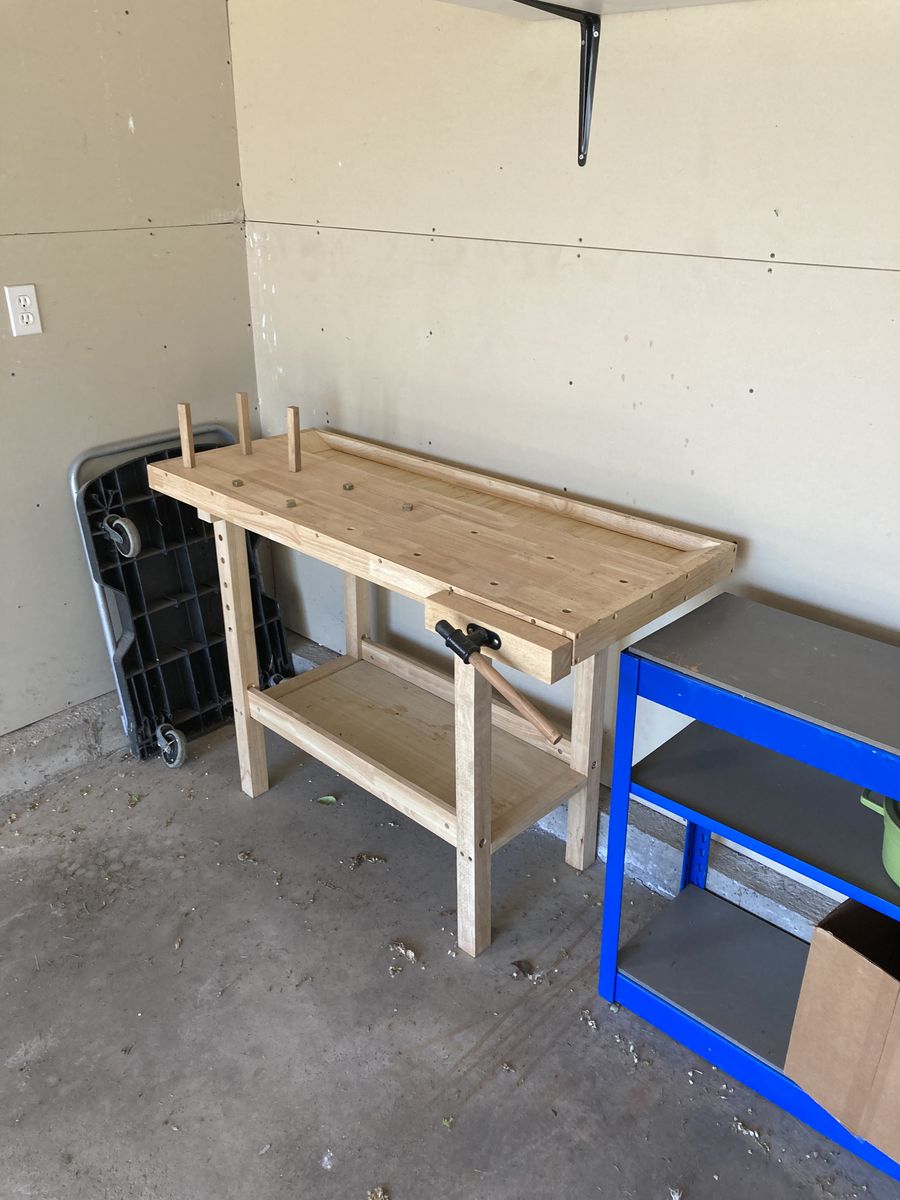 Woodworking table