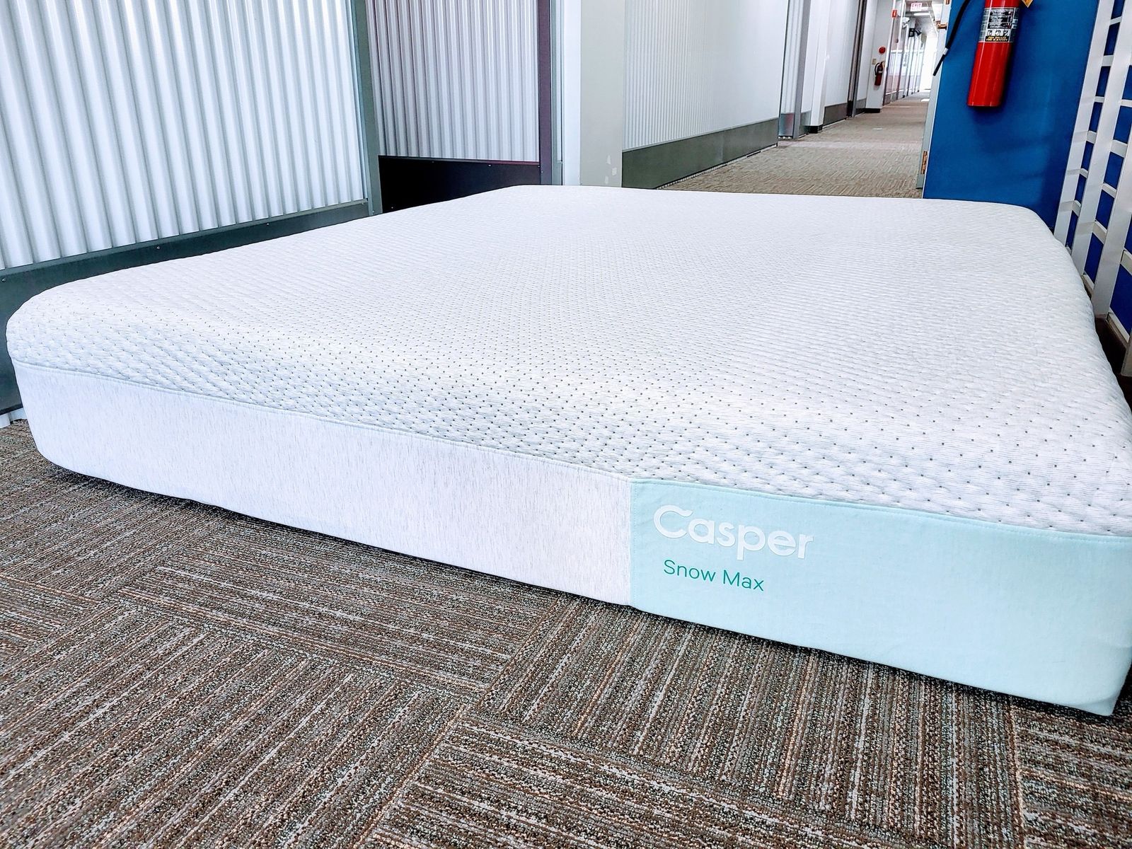 Queen Mattress, Casper Snow Max, Excellent Condition, Like New!!