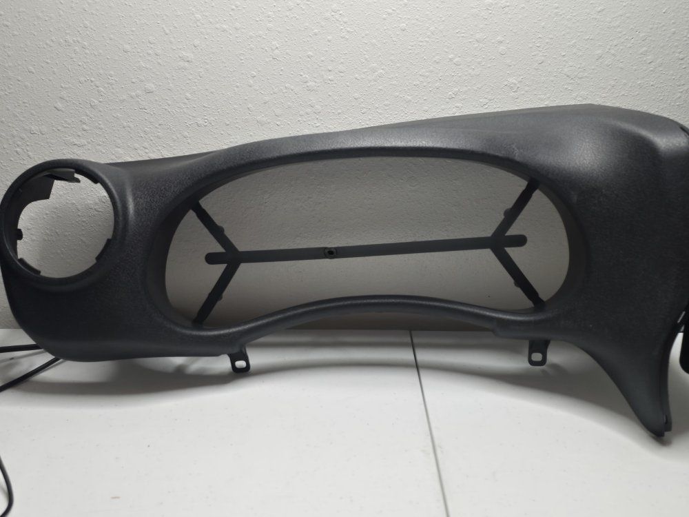 Main image 4