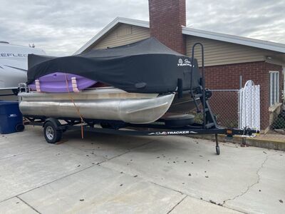 Bass Buggy Pontoon