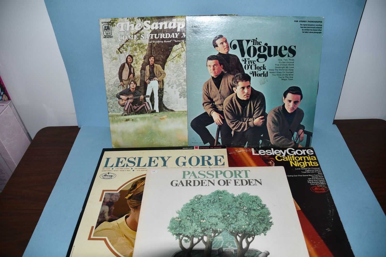 5 VINTAGE VINYL RECORDS ~ VOGUES, SANDPIPERS, LESLEY GORE, PASSPORT GARDEN OF EDEN ~ ALL FOR $5