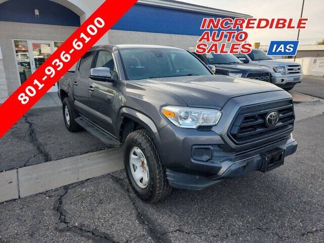 2022 TOYOTA TACOMA SR