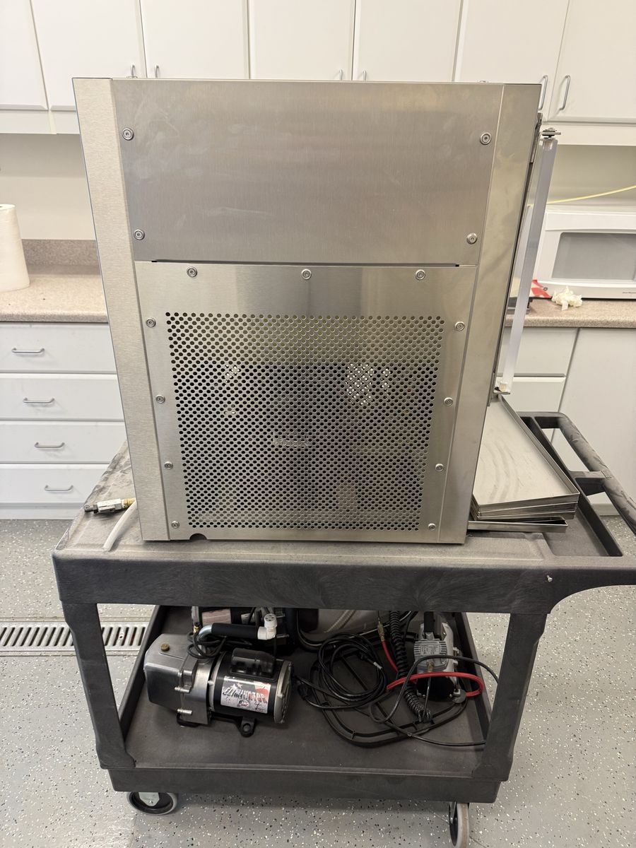 Main image 3