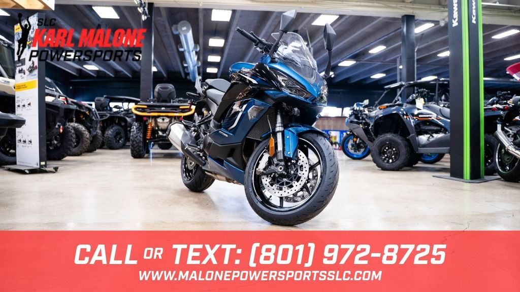 2026 Kawasaki Ninja® 1100SX SE ABS