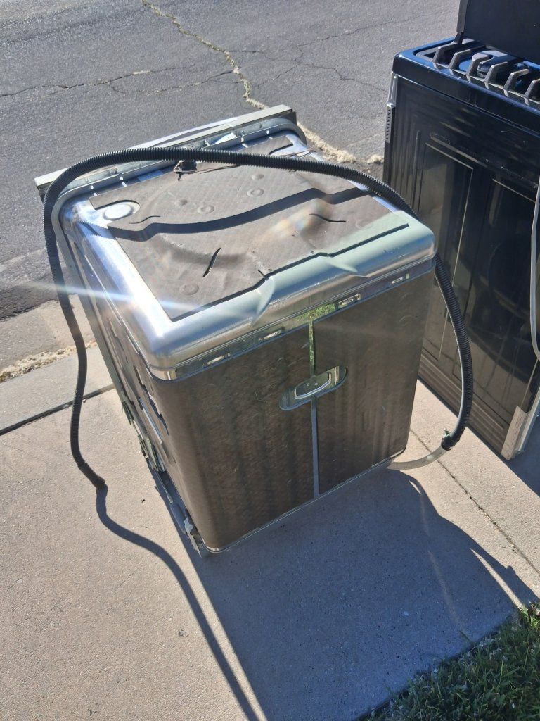 Main image 2
